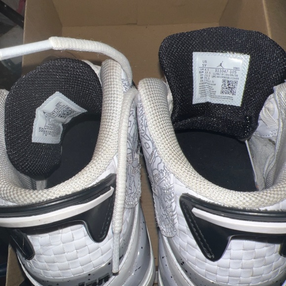 Air Jordan Dub Zero (GS) - Picture 4 of 4